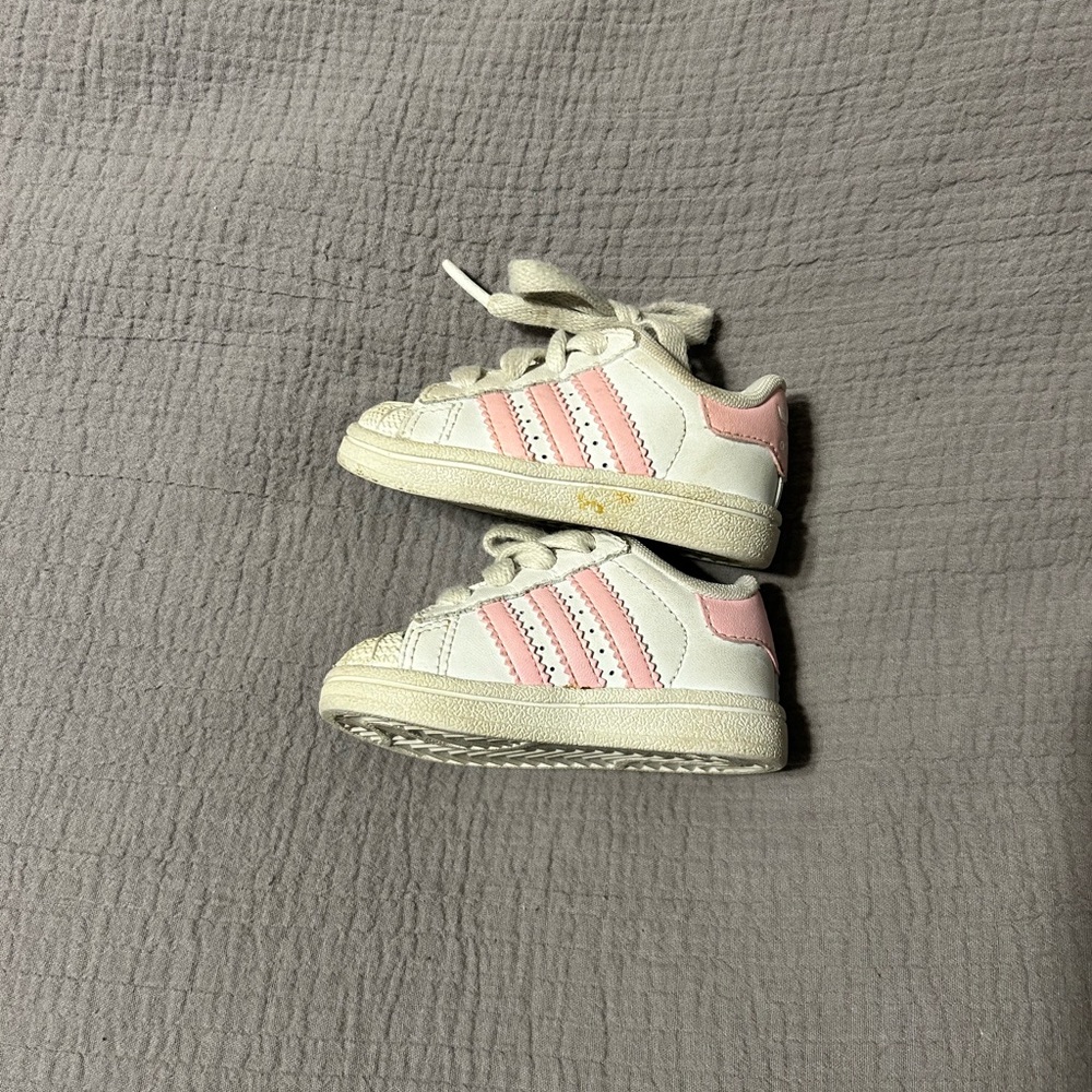 Adorable toddler first walker shoes.